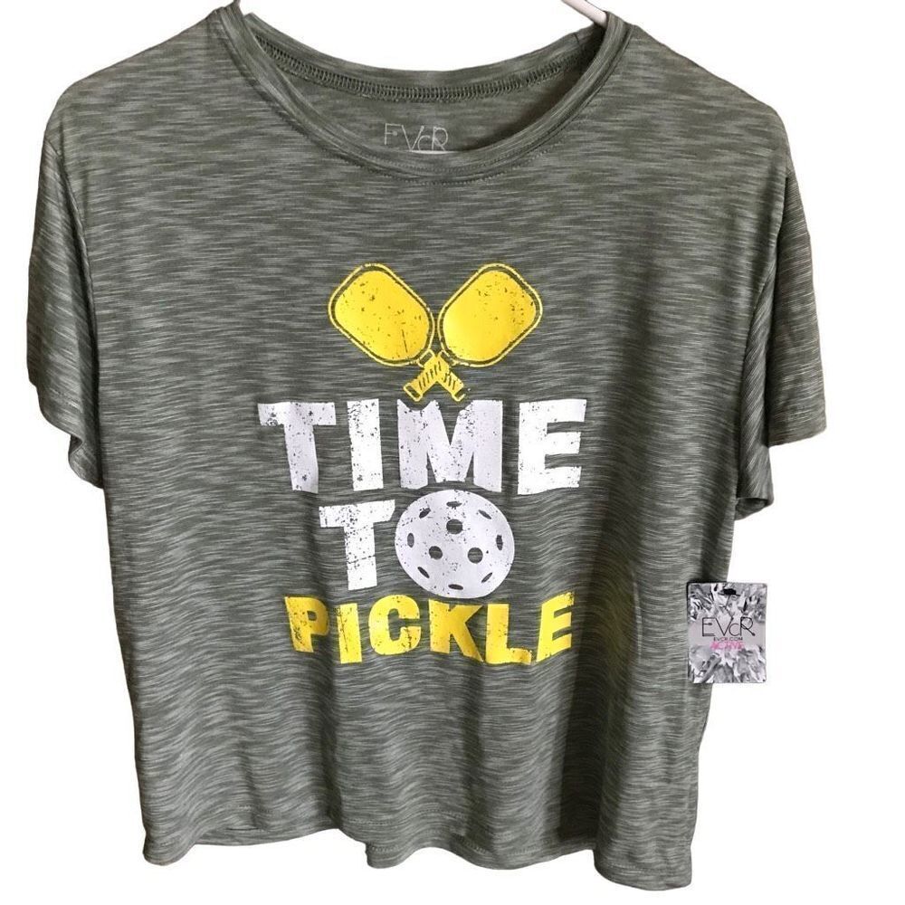 Pickle Ball cropped t-shirt EVCR size Large green New with tags activewear